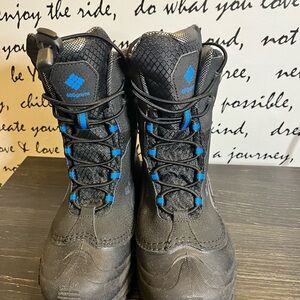 Columbia Black Boots with Blue Highlights